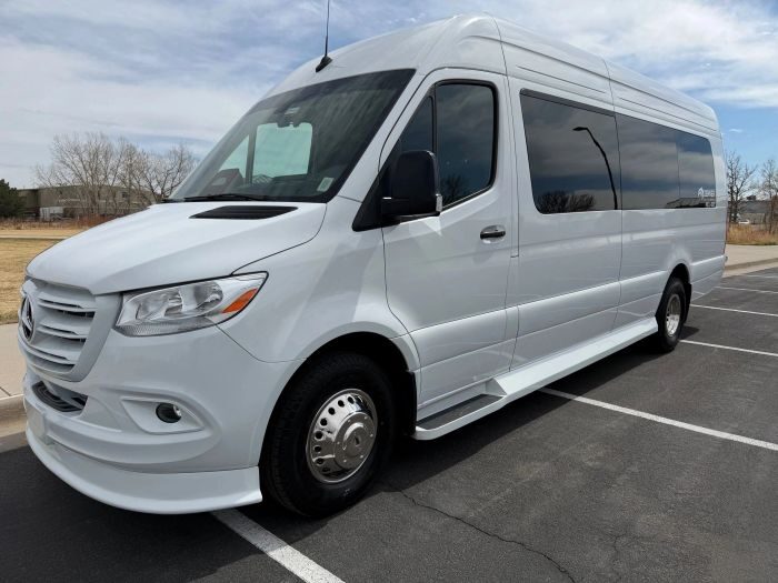 White Mercedes Sprinter – Greenwood Village limo service